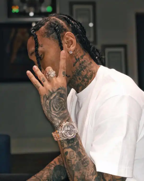 Tyga X Justin Bieber - Wait For a Minute
